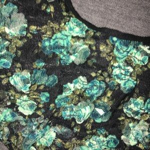 Joyce Leslie Tops - Lace overlay crop top size M Joyce Leslie Tops - Lace overlay crop top size M